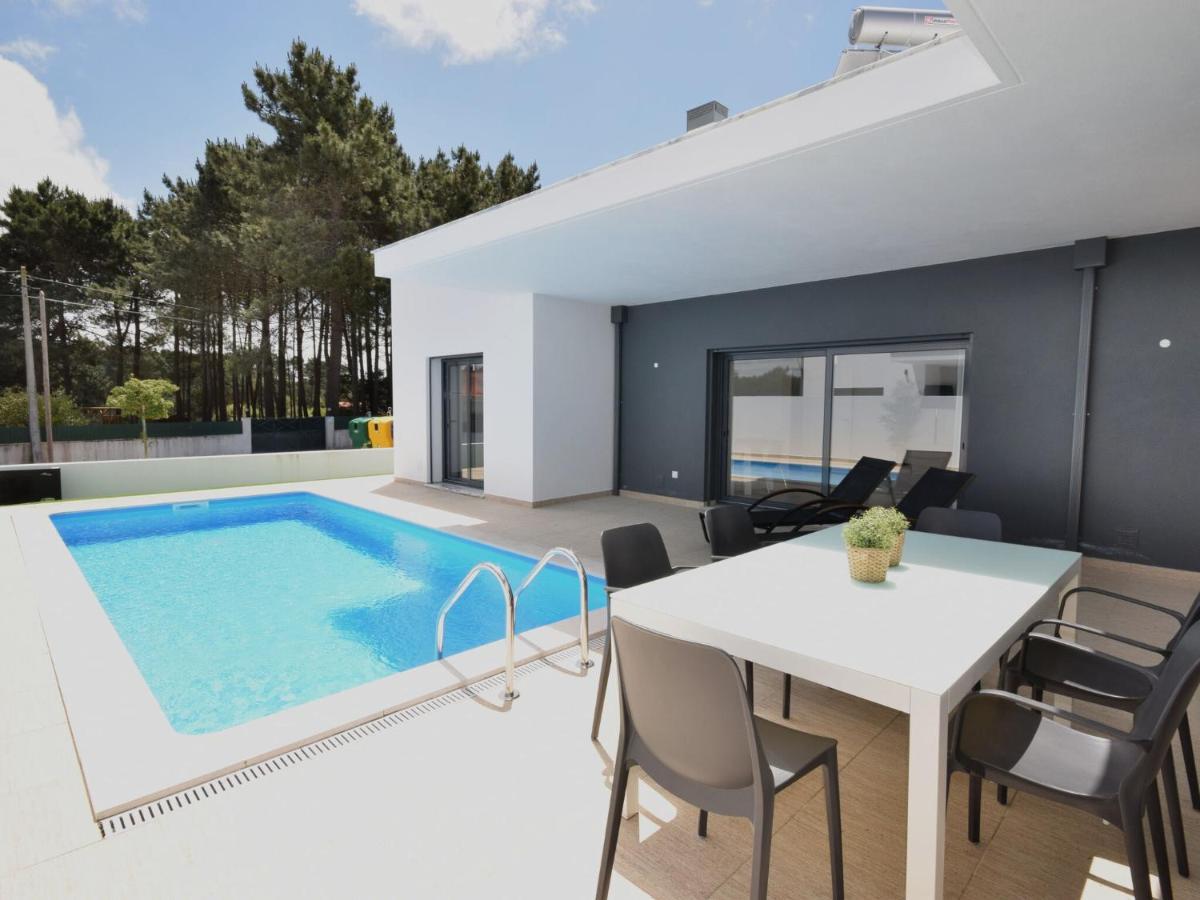 Modern Villa With Private Pool Near The Beautiful Beach Of Foz De Arelho Nadadouro Zewnętrze zdjęcie