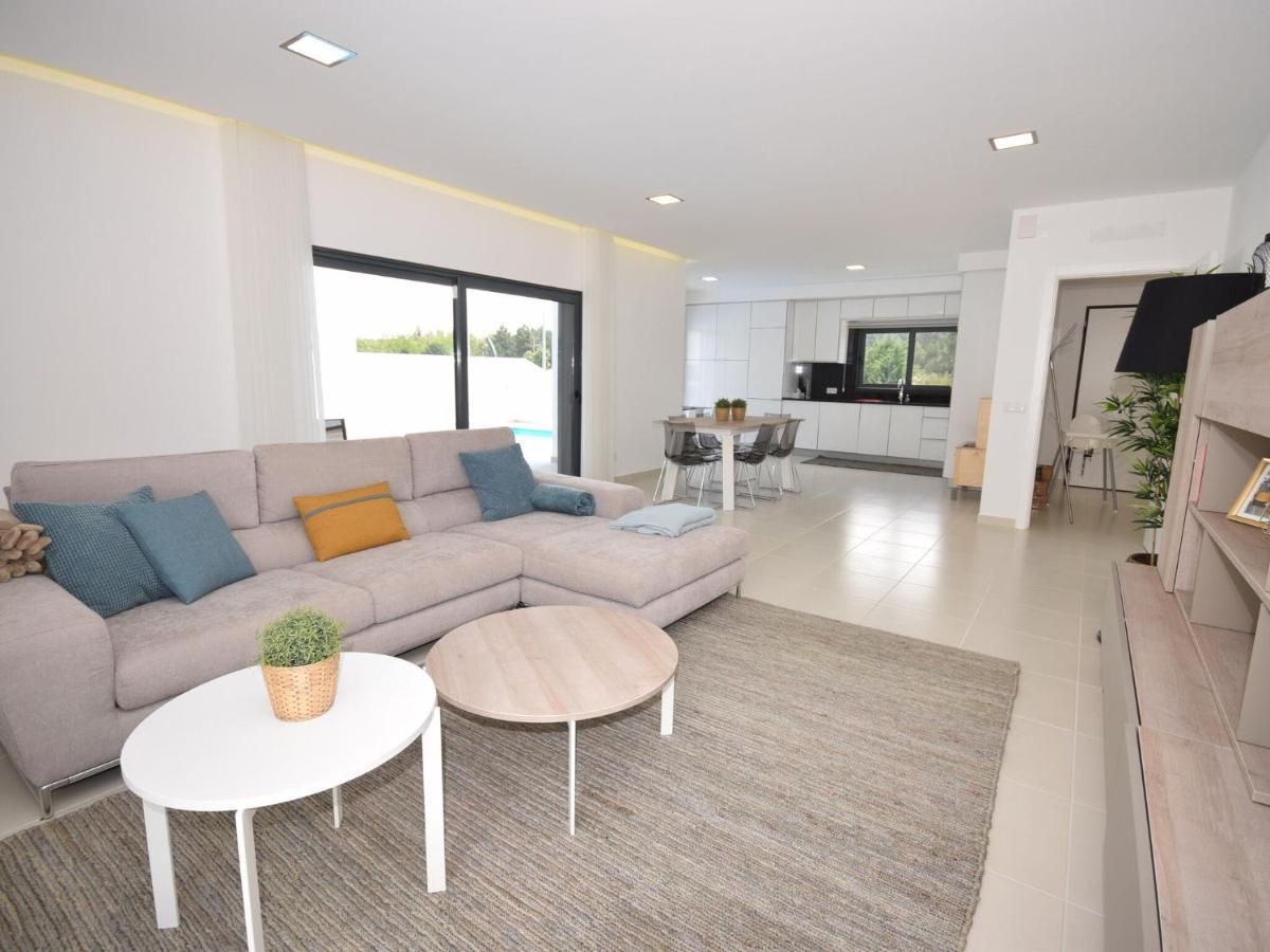 Modern Villa With Private Pool Near The Beautiful Beach Of Foz De Arelho Nadadouro Zewnętrze zdjęcie